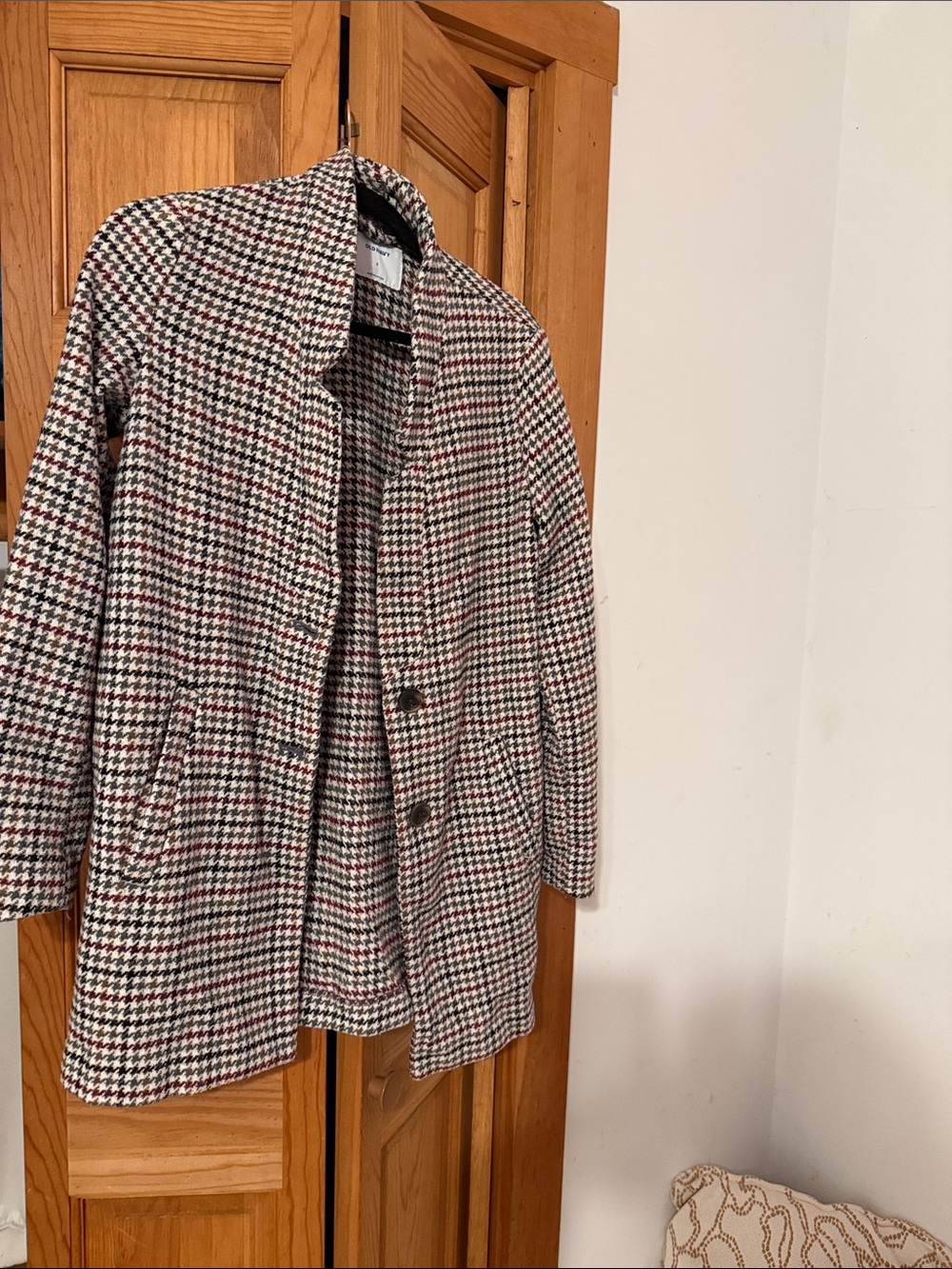 Old Navy Houndstooth Pea Coat in Black, White & Red